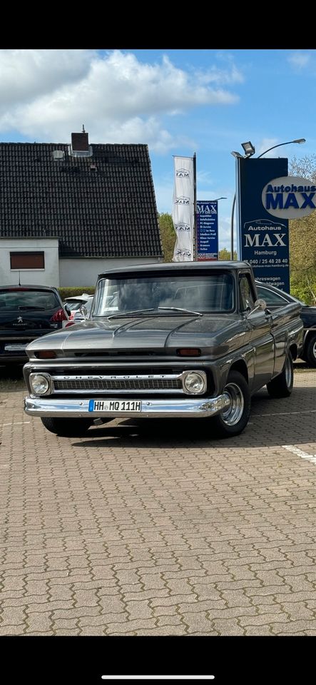 Hot rod-custom-Chevy c10 bj 66 in Tangstedt 