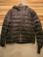 Tommy Hilfiger Jacke mit Sherpa Futter Baden-Württemberg - Jagstzell Vorschau