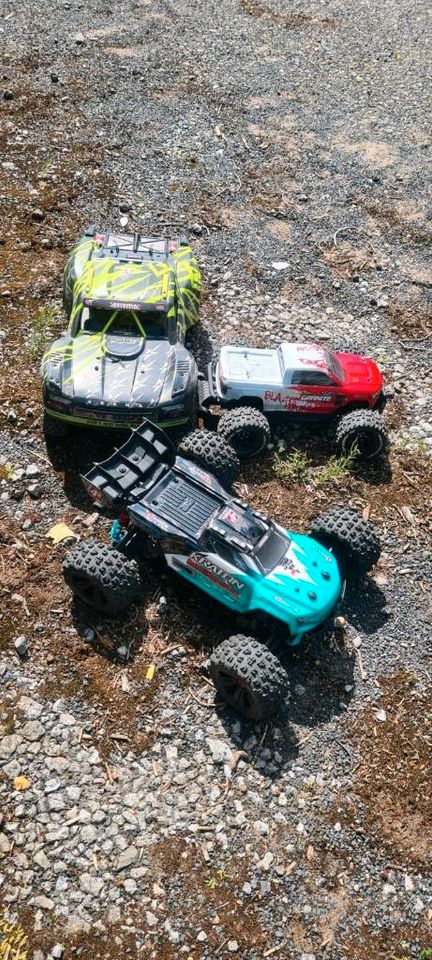 Moin suche Leute zum rc car fahren aus moers Duisburg in Moers