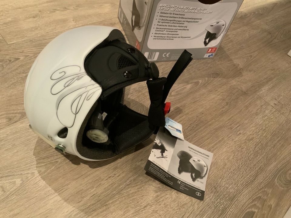 Neuer Erwachsenen Skihelm und Snowboardhelm Gr.S/M 54-58cm in Dichtelbach