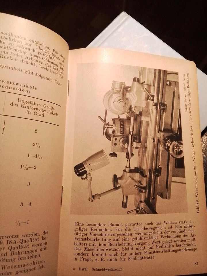 Deutsche Werkmeister  Bücherei Schneidwerkzeuge  Schlosserkram in Leipzig