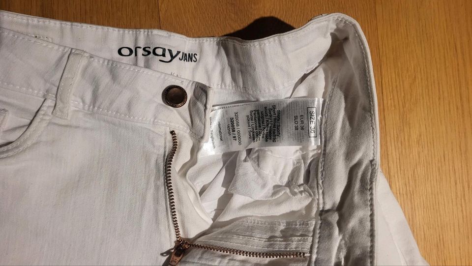 Coole Sommer Short weiß Gr. 36 orsay Jeans in Breisach am Rhein  