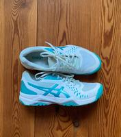 Tennisschuhe ASICS Gel Challenger Größe 40 München - Altstadt-Lehel Vorschau