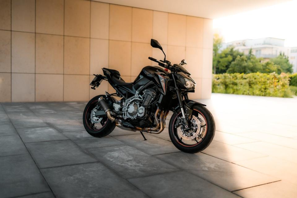 Professionelle Motorradfoto & Videografie – Für Biker & Händler in Julbach
