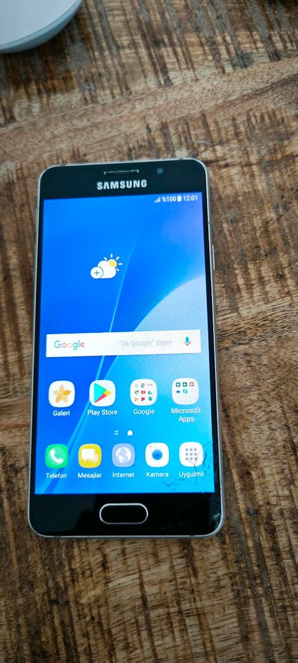 Samsung A3 zu verkaufen in Nürnberg (Mittelfr)