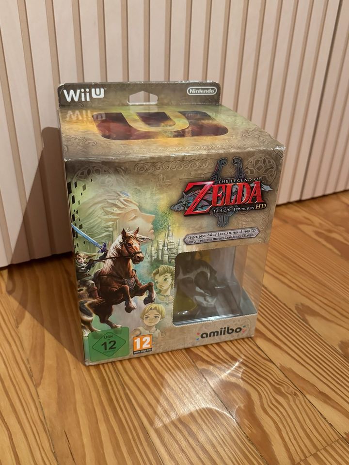 Nintendo Wii U Zelda Twilight Princess HD  Limited Edition - NEU in Bückeburg