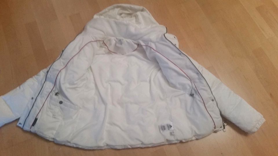 adidas Winterjacke Steppjacke beige Creme Gr.34 in Ebermannstadt