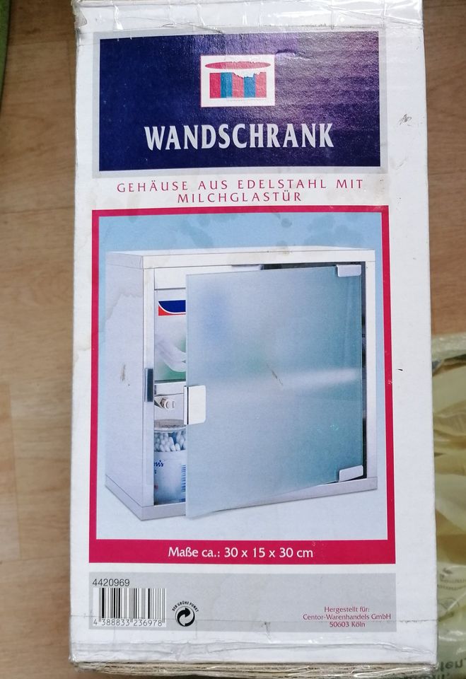 Wandschrank - Gehäuse aus Edelstahl mit Milchglastür in Großrückerswalde