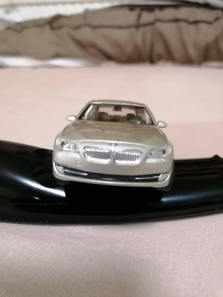 BMW 535i, 1:43, Vitrinen Model, unbespielt in Saarbrücken