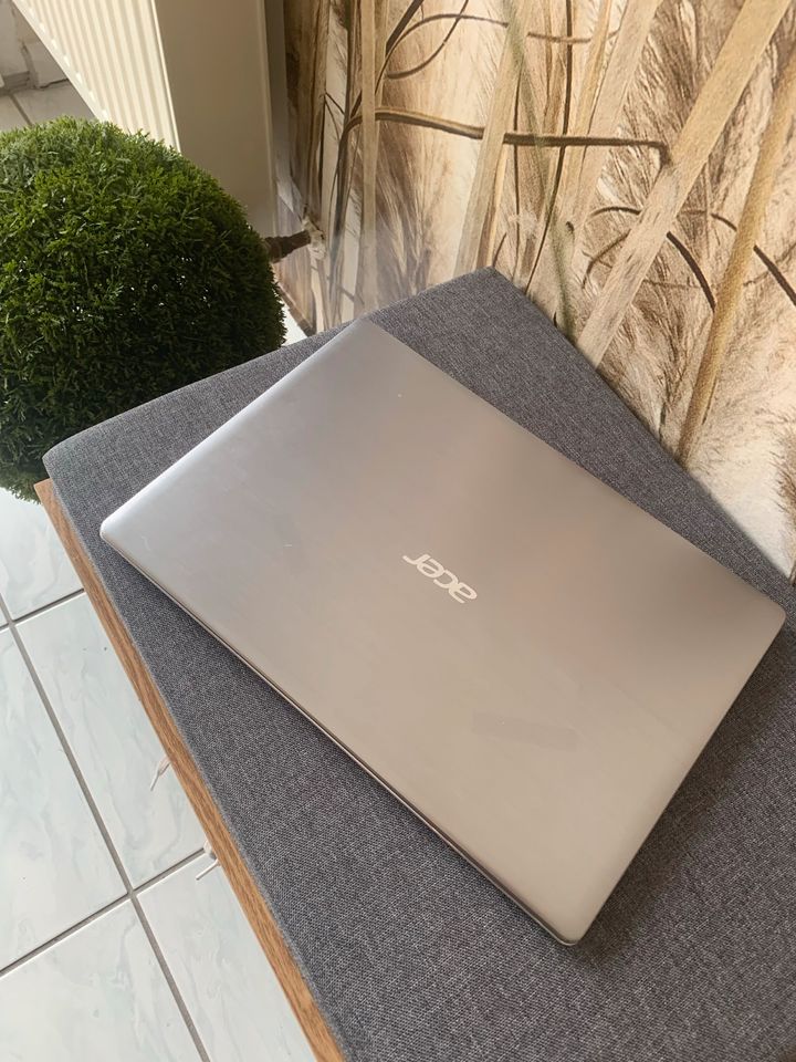 Acer Laptop neuwertig in Lathen