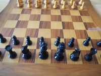Schachspiel Holz Brett und Figuren Nordrhein-Westfalen - Herford Vorschau