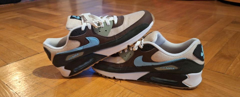 Nike Air Max 90 Rattan in Michelstadt