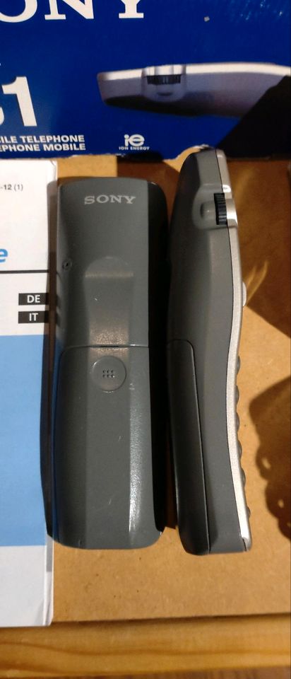 2x Sony CMD C1 Handy 1999  1x Original Verpackung mit Netzteil in Büttelborn