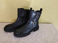 Ungetragen Winterstiefel Größe 42 Damenschuhe catwalk Brandenburg - Grunow-Dammendorf Vorschau
