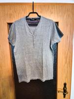 Shirt G. L Pull & Bear grau Brandenburg - Eberswalde Vorschau