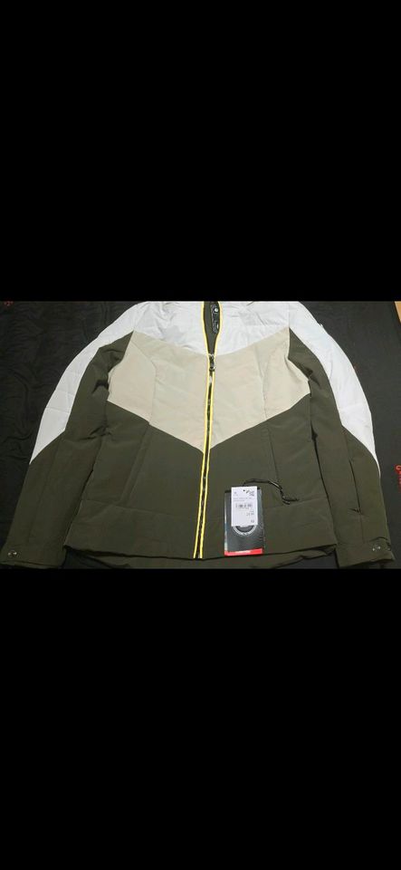 Jacke Neu von C&A in Saarbrücken