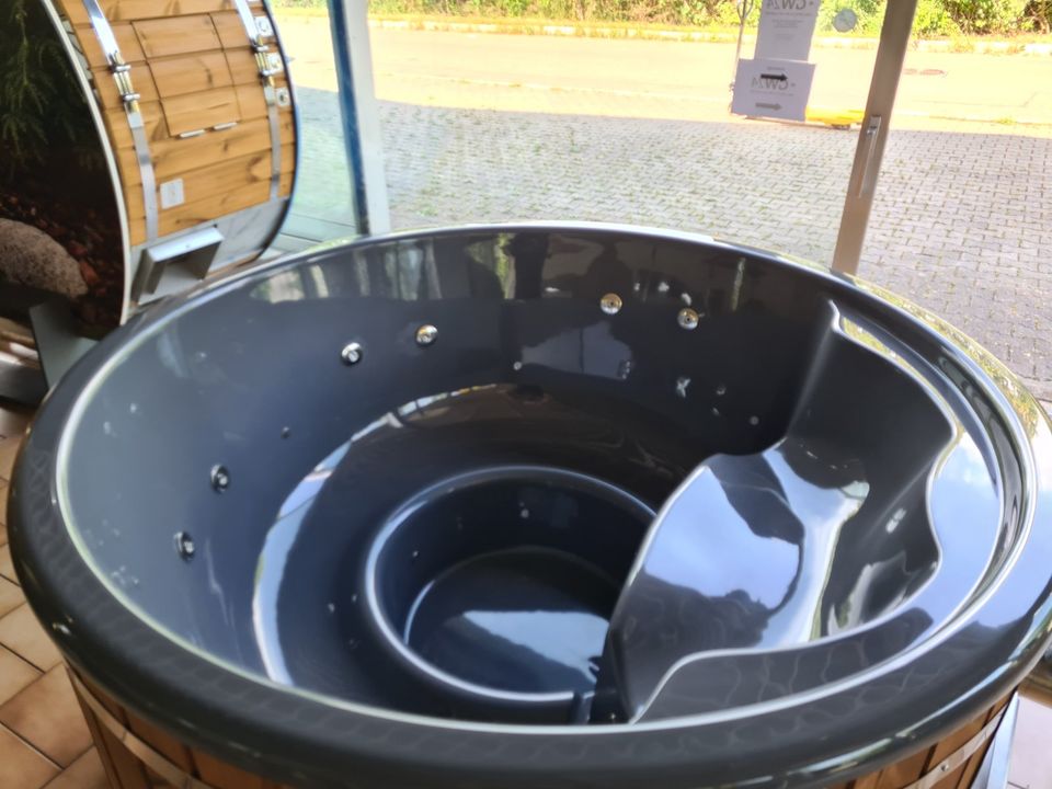 ❗-500 EUR Rabatt Badefass Badetonne Badezuber Whirlpool Hot Tub GFK 200 in Würzburg