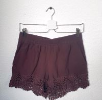 Lila Shorts von H&M Größe S mit Spitze Baden-Württemberg - Lenzkirch Vorschau