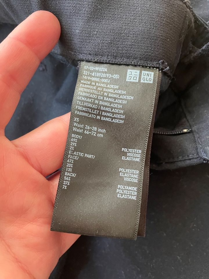 Uniqlo Damen Hose xs in Berlin