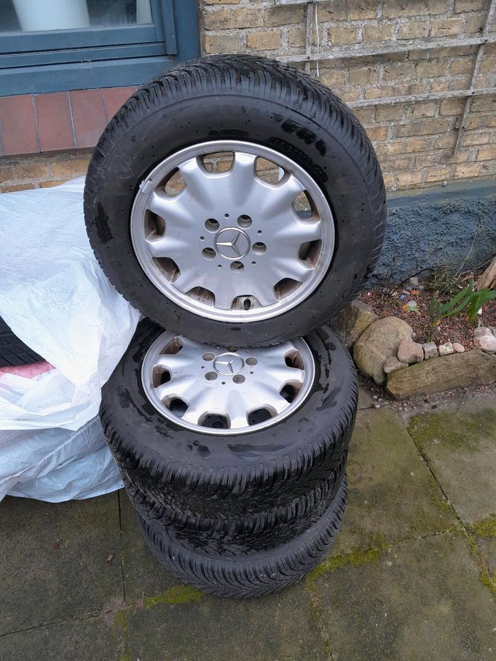 Mercedes Benz Alu 195/65 15r 91T Firestone in Hüsby