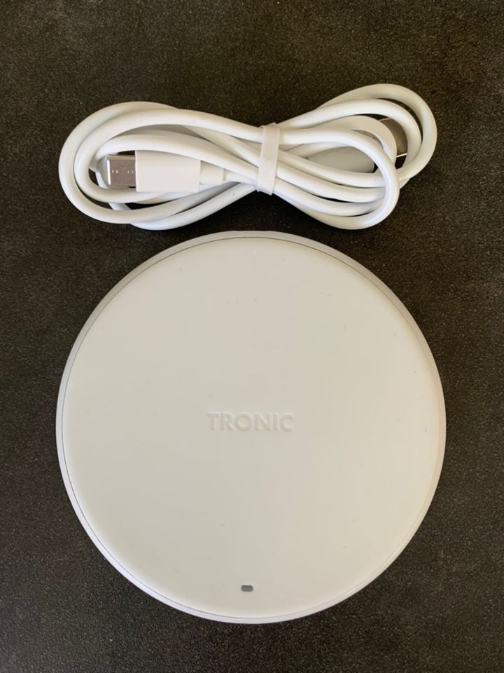 TRONIC® Ladepad Qi® Single, 10 W Ladegerät Wireless NEU in Backnang