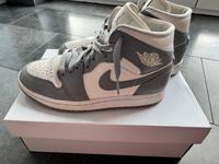 NIKE WMNS AIR JORDAN 1 MID „STEALTH“ GR. 37,5 Rheinland-Pfalz - Trierweiler Vorschau