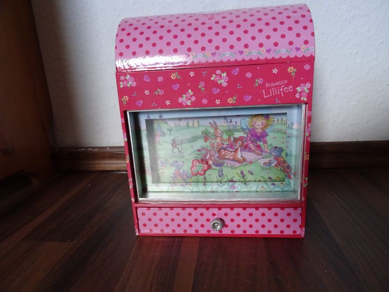 Schmuckkasten mit Spieluhr von Prinzessin Lillifee in Hannover -  Herrenhausen-Stöcken | Weitere Spielzeug günstig kaufen, gebraucht oder neu  | eBay Kleinanzeigen ist jetzt Kleinanzeigen