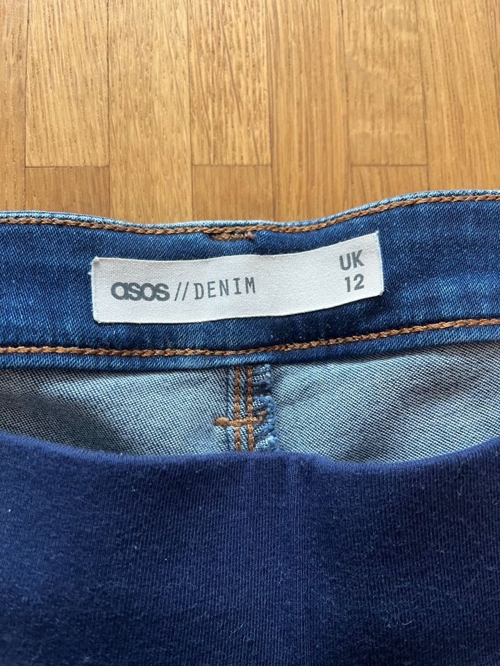 Damen Jeans 40 Schwangerschaft Asos Stretch in Karlsfeld