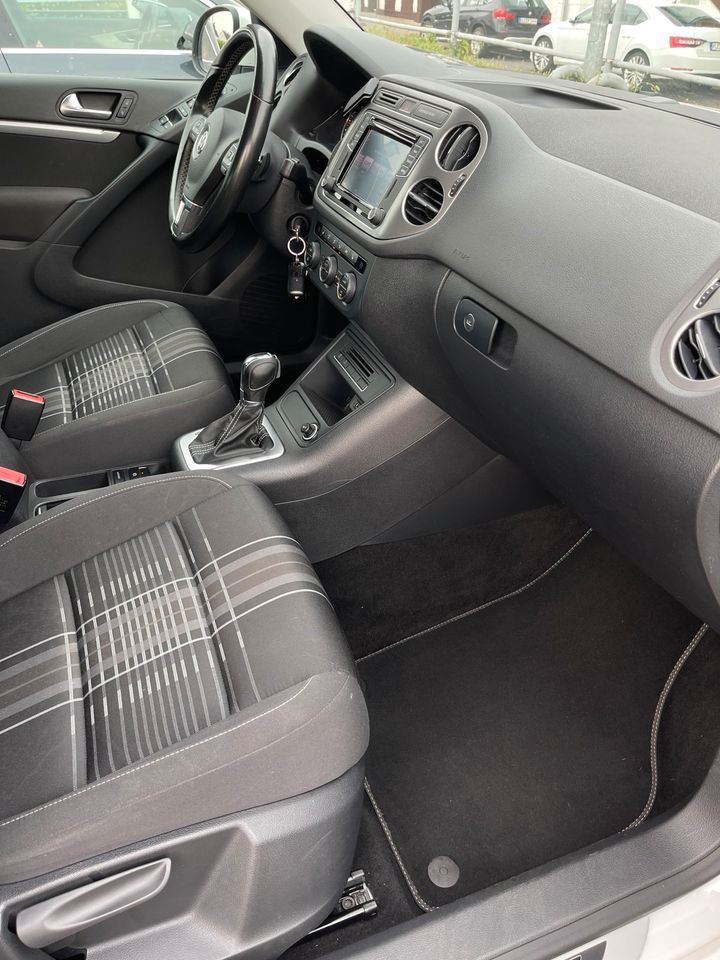 VW Tiguan 2.0  Lounge Sport & Style  BMT 4Motion in Goch