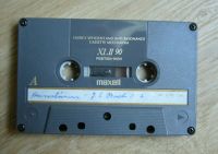 12 Cassetten Maxell XL II 90 schwarzes Gehäuse Nordrhein-Westfalen - Menden Vorschau