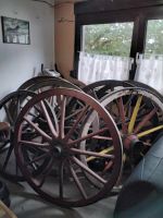 Alte Wagenräder trocken gelagert ca 115 cm Durchmesser 70 Euro . Nordrhein-Westfalen - Morsbach Vorschau