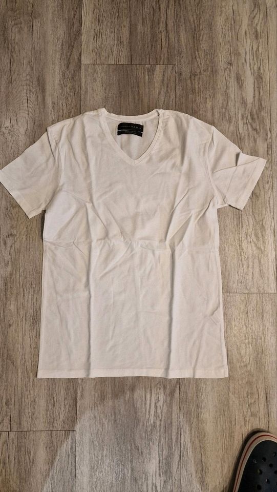 3 x ZARA Herren T-Shirt, Super Slim Fit, Größe L, blau/weiß/grau in Vörstetten