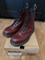 Dr. Martens in Cherry Red Gr. 37 Nordrhein-Westfalen - Oberhausen Vorschau