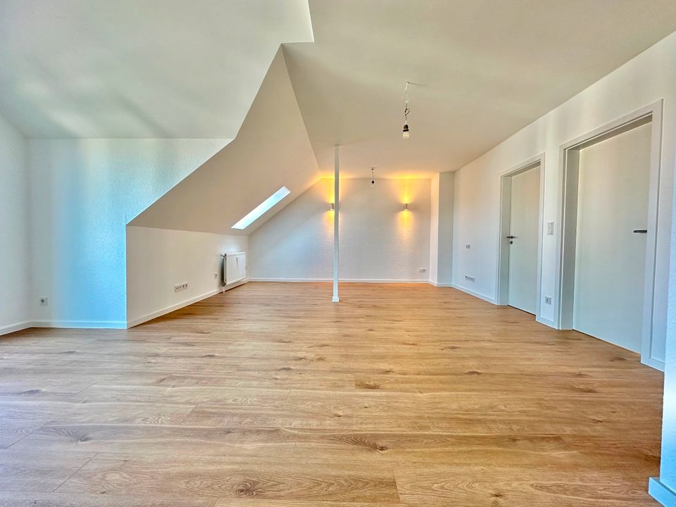 Renovierte 3-Zimmer-Wohnung inkl. TG-Stellplatz, Balkon, Klimaanlage uvm. ideal für Paare & Singles! in Obertshausen