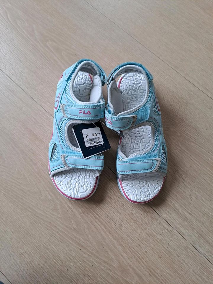 Sandalen Fila Gr 37 neu in Lohmar