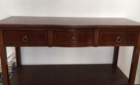 Edles klassisches antikes? Sideboard Schrank England? Hessen - Steinbach Vorschau