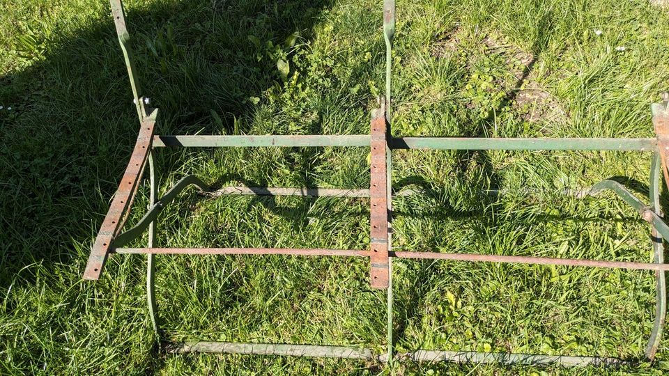 Antike Retro Ostalgie Gartenbank Stahl Klappbar in Olbersdorf