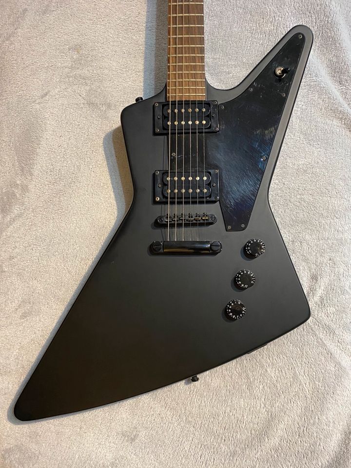 Epiphone Explorer Gothic in München