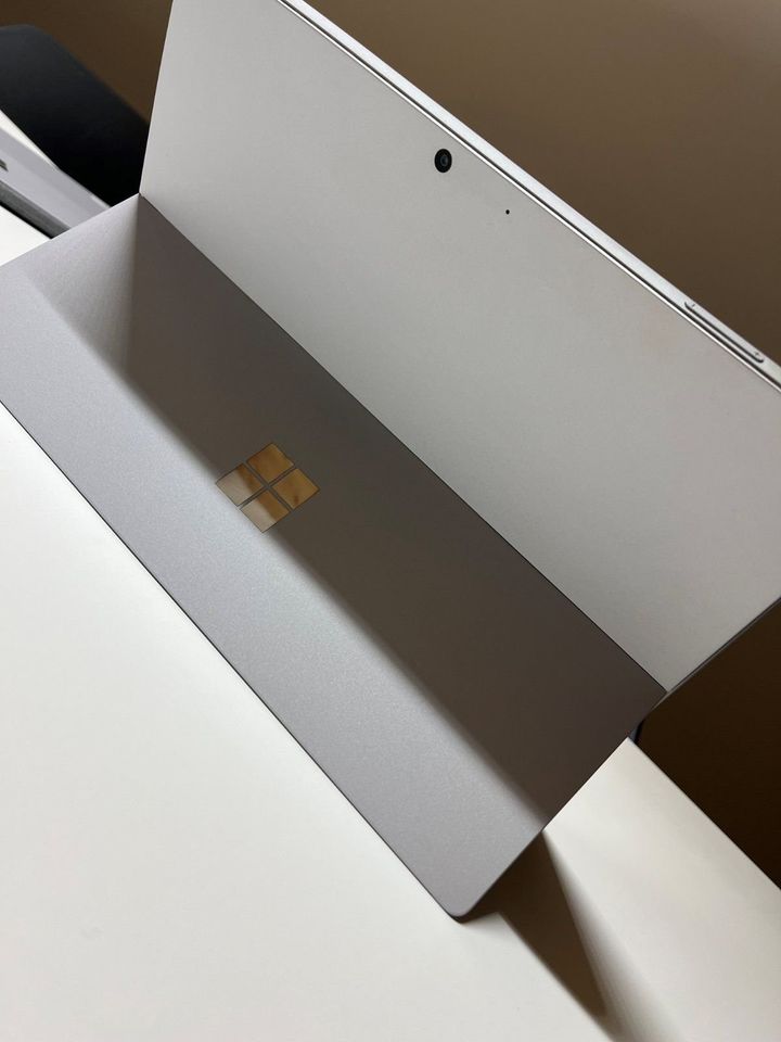 Microsoft Surface Pro 7,  Perfekt fürs Homeoffice in Hof bei Westerwald