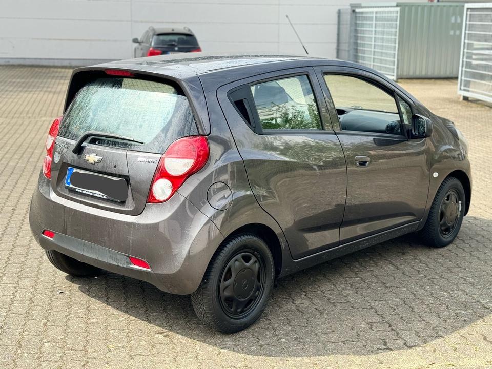 Chevrolet Spark 1.0 /TÜV/Leder/Klima/Funk ZV/EZ:2013/4-Türen/ in Stade