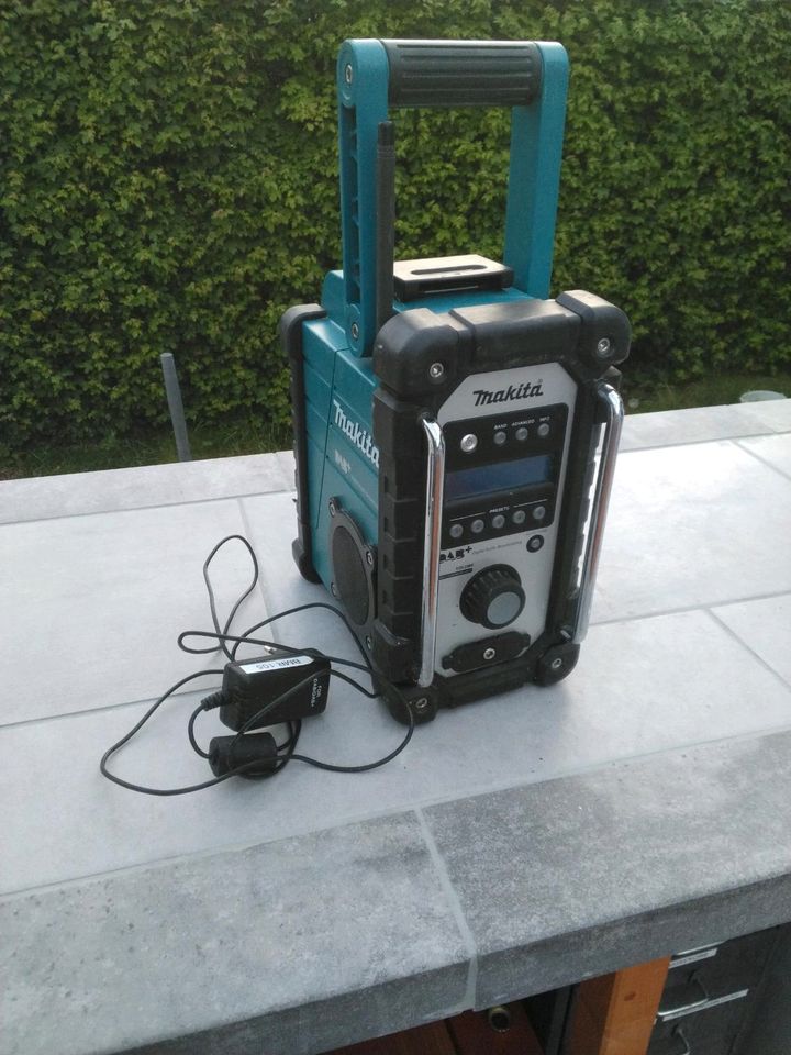 Baustellenradio Makita BMR 105 in Wagenhoff