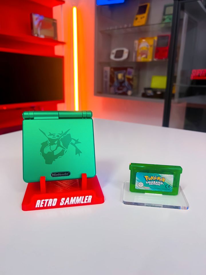 GameBoy Advance SP Rayquaza mit Pokemon Smaragd Edition in Kiel