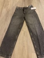 Baggy Bershka Jeans grau neu gr.36 woman Hessen - Eltville Vorschau