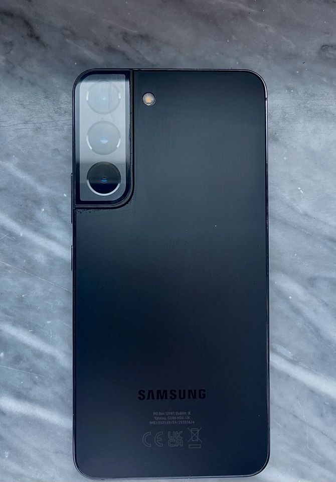 SAMSUNG Galaxy S22 5G 128 GB Phantom Black Dual SIM Neuwertig !! in Kassel