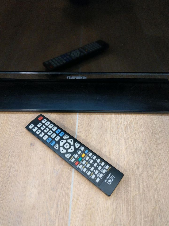 Telefunken Fernseher 41 Zoll 103cm Bildschirmdiagonale top in Hofheim am Taunus