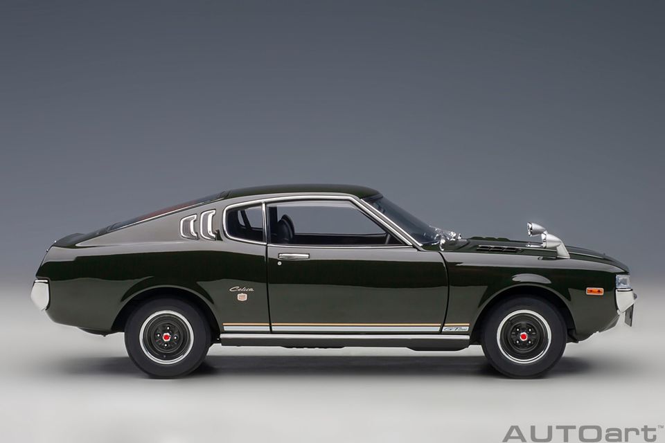 1:18 AUTOart Toyota Celica Liftback grün 1973 in Waiblingen