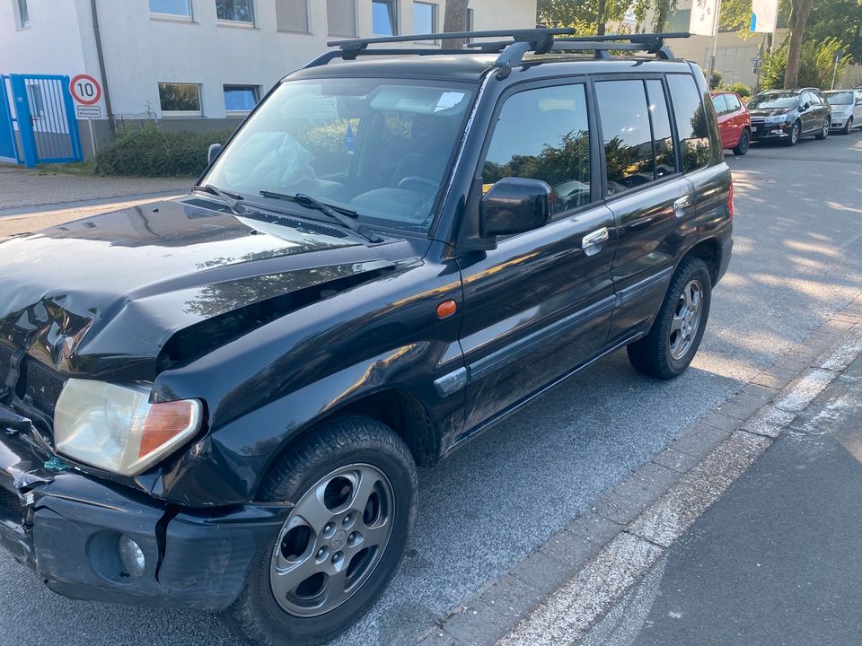 MITSUBISHI Pajero Pinin GDI 4x4 Schlachtfest Motor Getriebe Tür in Dortmund