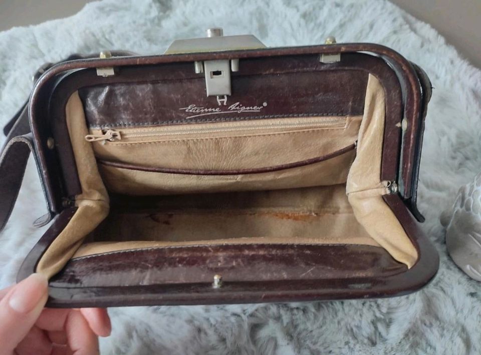 Etienne Aigner Vintage Ledertasche braun in Bielefeld