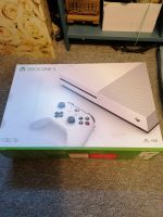 Gebrauchte Xbox One S ohne Controller gut erhalten zu verkaufen Schleswig-Holstein - Schönberg (Holstein) Vorschau