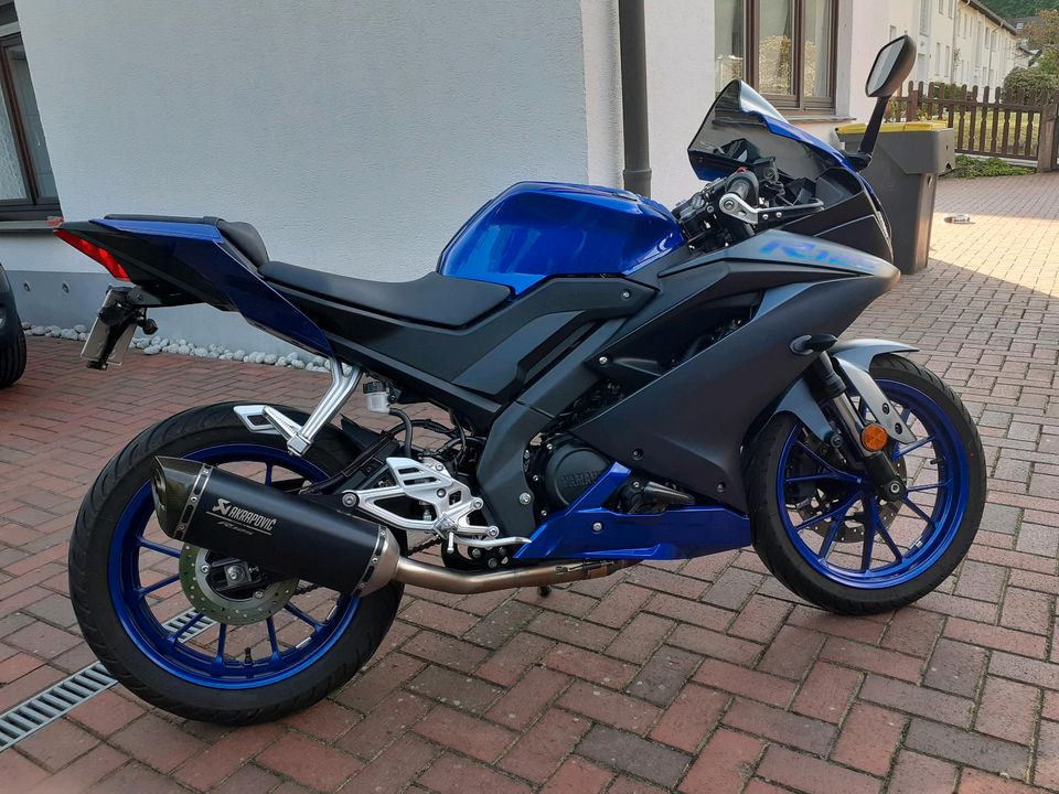 Yamaha YZF 125 R unfallfrei, 1. Hand, Garantie in Schalksmühle